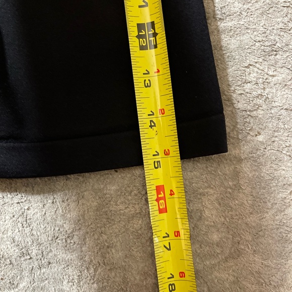 NVGTN Solid Seamless Black Biker Shorts - Picture 7 of 8